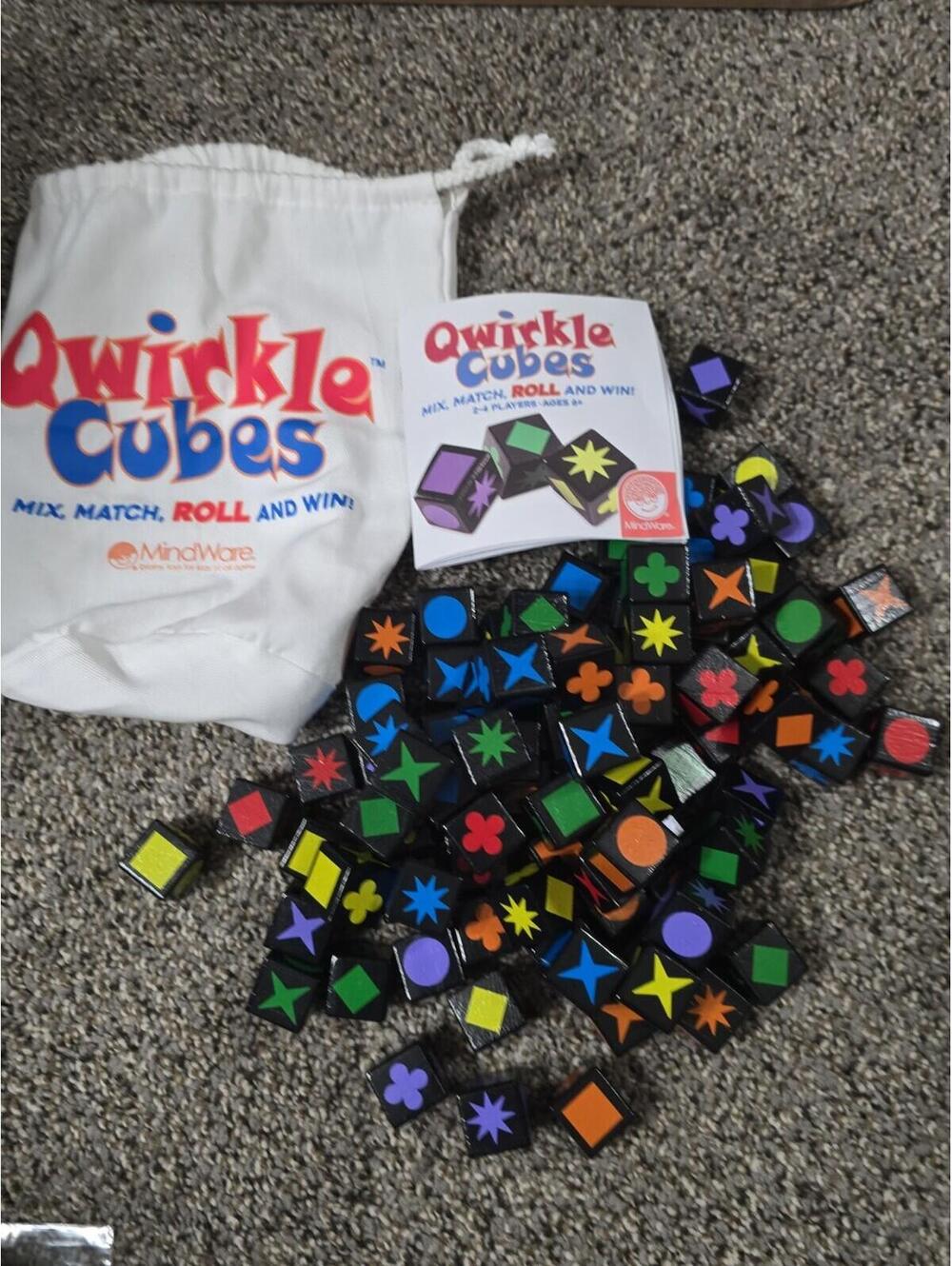 Qwirkle Cubes Dice Board Game by Mindware - Mix Match Roll & Win - VGC